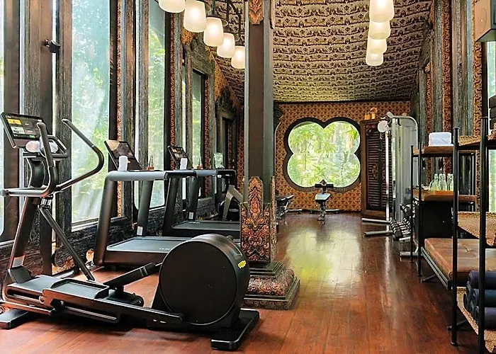 ホテル Capella Ubud Kelusa