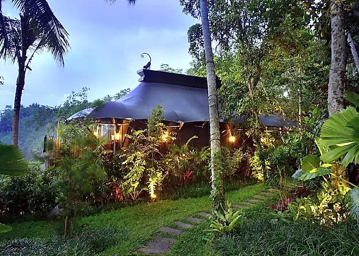 ホテル Capella Ubud