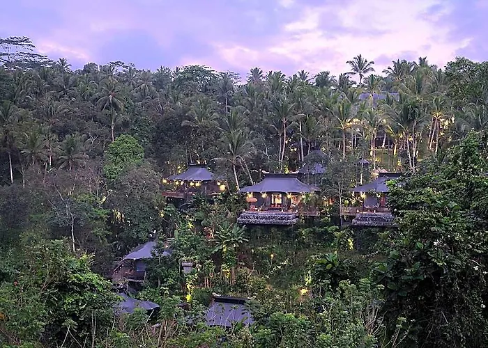 Capella Ubud ホテル
